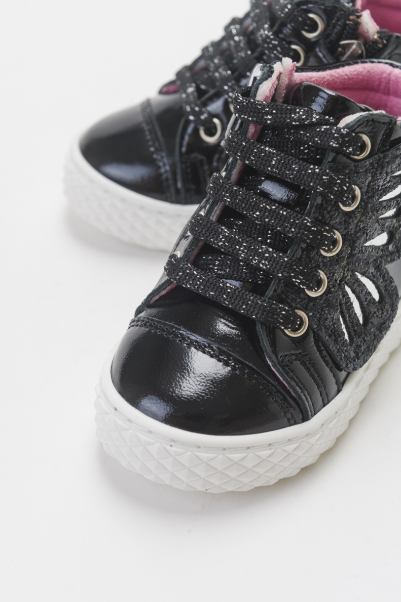 Mnpc Çocuk Ayakkabıları