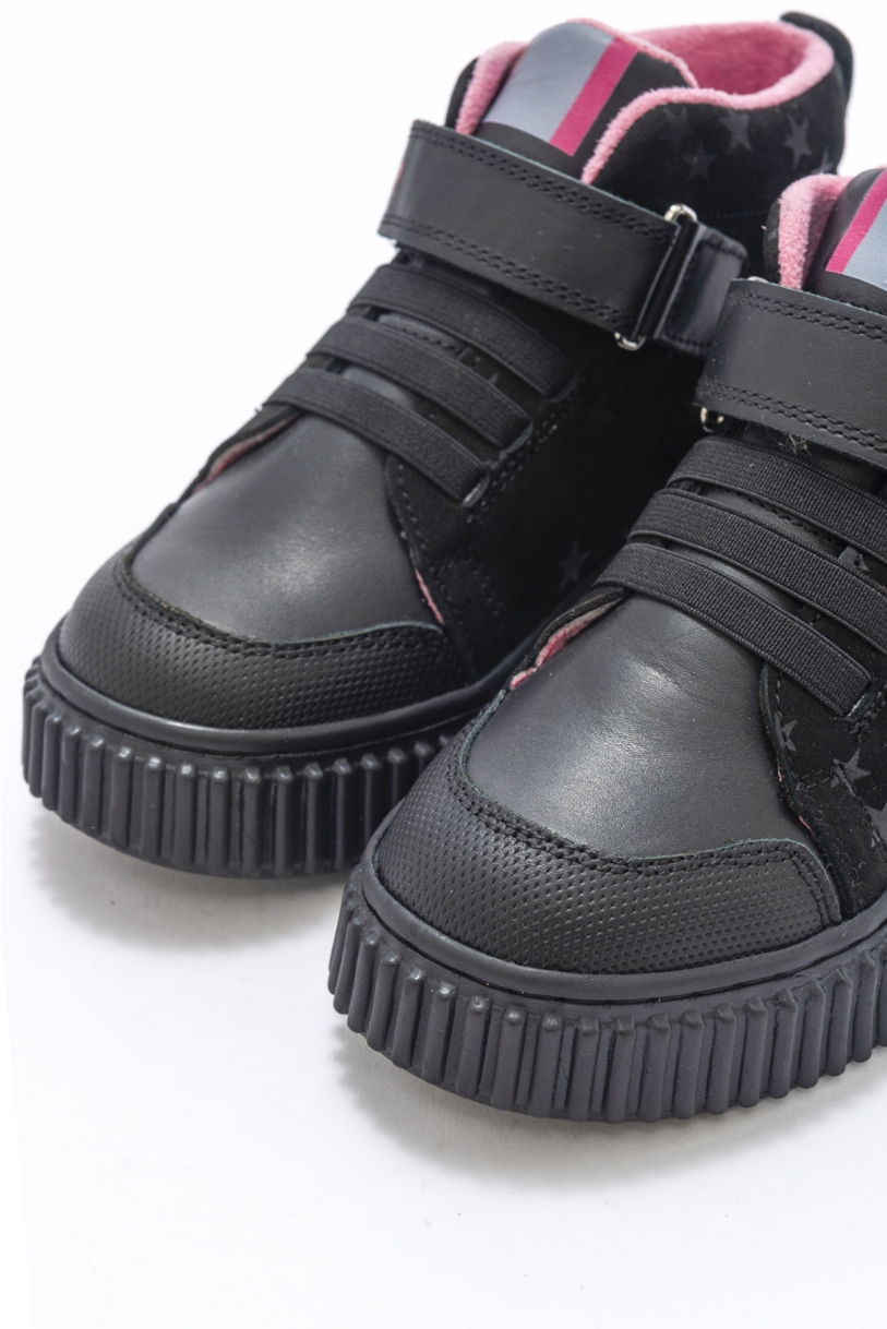 Mnpc Çocuk Ayakkabıları